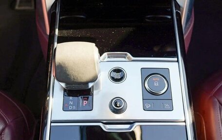 Land Rover Range Rover IV рестайлинг, 2022 год, 13 590 000 рублей, 17 фотография