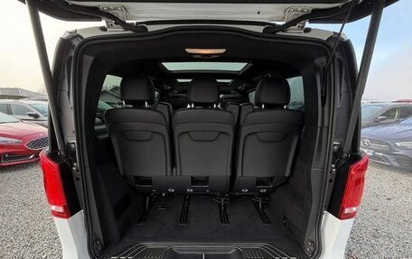 Mercedes-Benz V-Класс, 2023 год, 6 580 000 рублей, 34 фотография