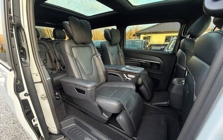 Mercedes-Benz V-Класс, 2023 год, 6 580 000 рублей, 39 фотография