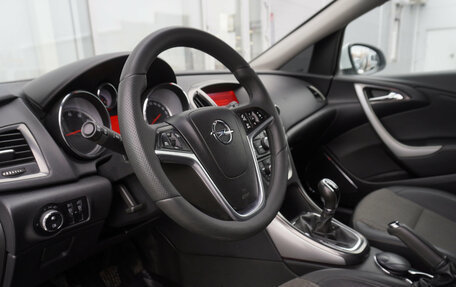 Opel Astra J, 2011 год, 756 000 рублей, 11 фотография