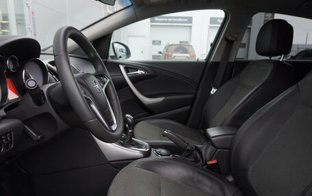 Opel Astra J, 2011 год, 756 000 рублей, 10 фотография