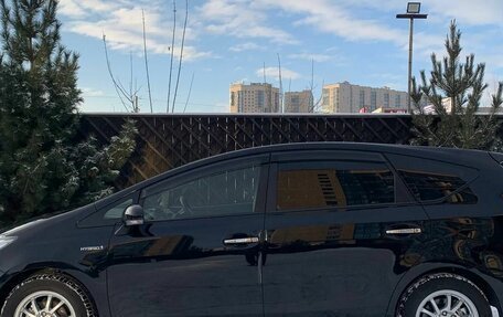 Toyota Prius Alpha I (ZVW40/41), 2016 год, 1 289 000 рублей, 9 фотография