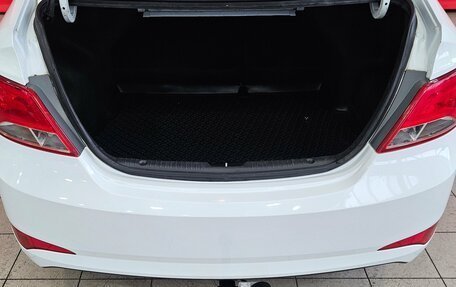 Hyundai Solaris II рестайлинг, 2015 год, 990 000 рублей, 17 фотография