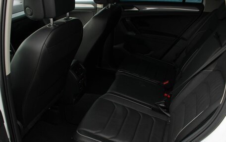 Volkswagen Tiguan II, 2021 год, 3 024 000 рублей, 37 фотография