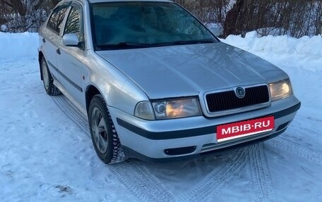 Skoda Octavia IV, 1999 год, 260 000 рублей, 1 фотография