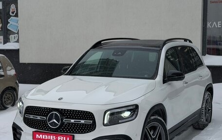 Mercedes-Benz GLB, 2019 год, 3 990 000 рублей, 1 фотография