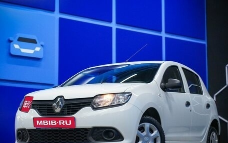 Renault Sandero II рестайлинг, 2018 год, 800 000 рублей, 1 фотография
