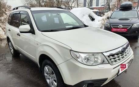 Subaru Forester, 2011 год, 1 555 000 рублей, 10 фотография
