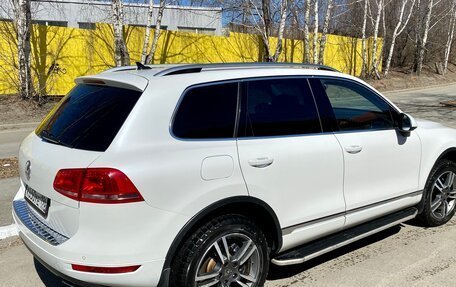 Volkswagen Touareg III, 2013 год, 2 500 000 рублей, 3 фотография