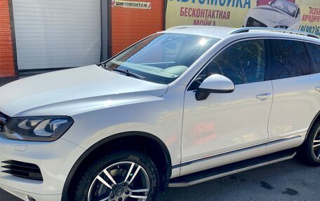 Volkswagen Touareg III, 2013 год, 2 500 000 рублей, 2 фотография