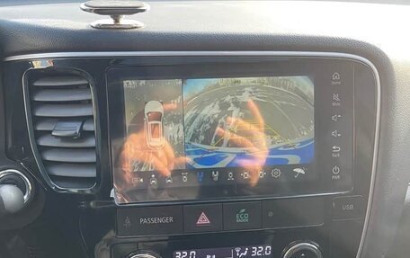 Mitsubishi Outlander III рестайлинг 3, 2022 год, 2 070 000 рублей, 12 фотография