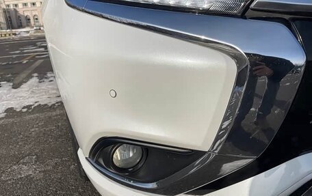 Mitsubishi Outlander III рестайлинг 3, 2022 год, 2 070 000 рублей, 25 фотография