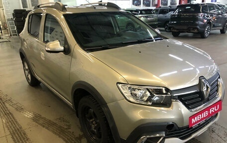 Renault Sandero II рестайлинг, 2019 год, 899 000 рублей, 7 фотография