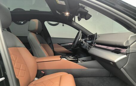 BMW 5 серия, 2025 год, 11 550 000 рублей, 13 фотография