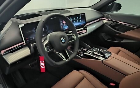 BMW 5 серия, 2025 год, 11 550 000 рублей, 9 фотография