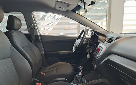 KIA Rio III рестайлинг, 2016 год, 13 фотография