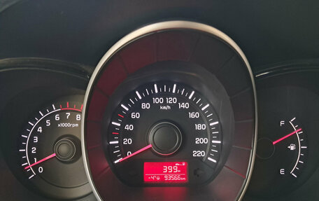 KIA Rio III рестайлинг, 2016 год, 16 фотография