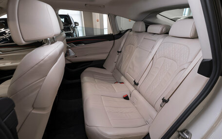 BMW 6 серия, 2018 год, 4 100 000 рублей, 2 фотография