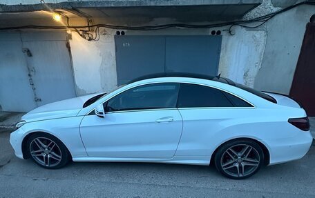 Mercedes-Benz E-Класс, 2013 год, 2 090 000 рублей, 3 фотография