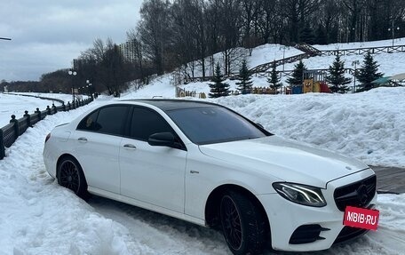 Mercedes-Benz E-Класс AMG, 2016 год, 3 850 000 рублей, 6 фотография