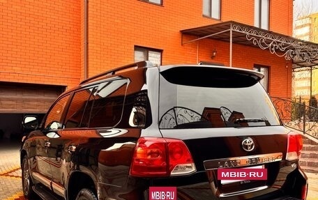 Toyota Land Cruiser 200, 2013 год, 4 800 000 рублей, 4 фотография