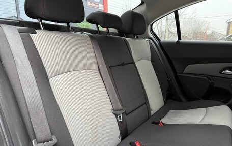 Chevrolet Cruze II, 2011 год, 690 000 рублей, 17 фотография