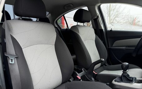 Chevrolet Cruze II, 2011 год, 690 000 рублей, 18 фотография