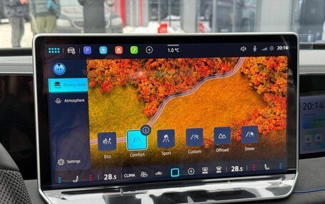 Volkswagen Tiguan, 2025 год, 4 750 000 рублей, 32 фотография