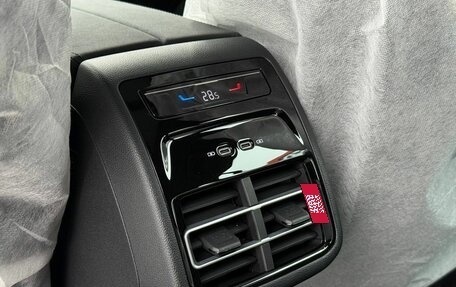 Volkswagen Tiguan, 2025 год, 4 750 000 рублей, 27 фотография