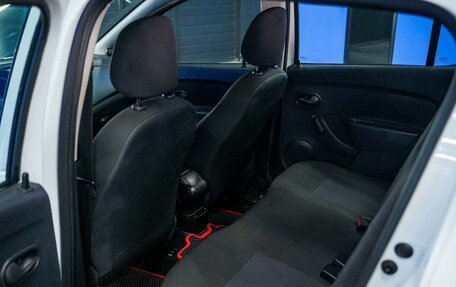 Renault Sandero II рестайлинг, 2018 год, 800 000 рублей, 14 фотография