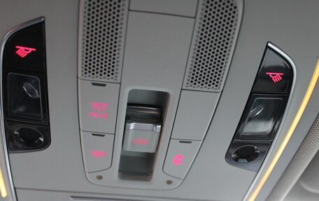 Audi A8, 2013 год, 1 775 000 рублей, 10 фотография