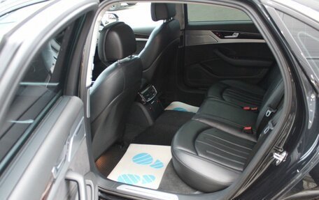 Audi A8, 2013 год, 1 775 000 рублей, 15 фотография