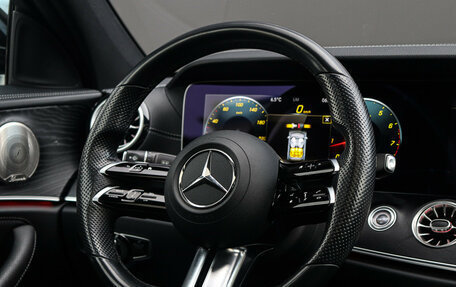 Mercedes-Benz E-Класс, 2021 год, 4 990 000 рублей, 30 фотография