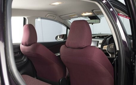 Toyota Vitz, 2016 год, 990 000 рублей, 9 фотография