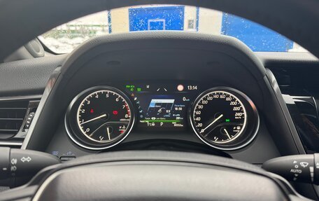 Toyota Camry, 2021 год, 3 800 000 рублей, 20 фотография