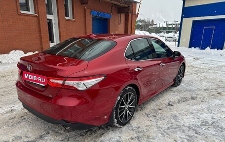 Toyota Camry, 2021 год, 3 800 000 рублей, 14 фотография
