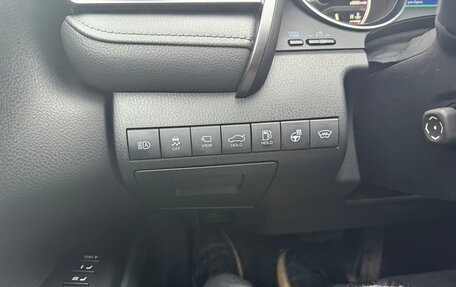 Toyota Camry, 2021 год, 3 800 000 рублей, 31 фотография