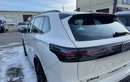 Volkswagen Tiguan, 2025 год, 5 200 000 рублей, 6 фотография