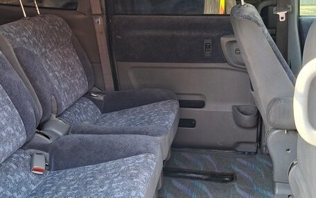 Nissan Serena II, 2000 год, 700 000 рублей, 9 фотография