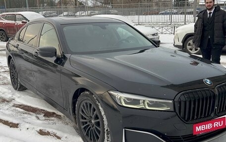 BMW 7 серия, 2019 год, 3 890 000 рублей, 4 фотография