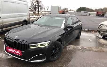 BMW 7 серия, 2019 год, 3 890 000 рублей, 6 фотография