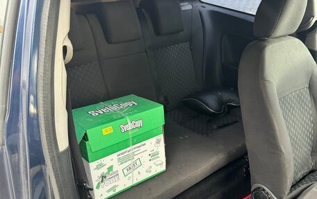 Ford Fiesta, 2003 год, 250 000 рублей, 8 фотография