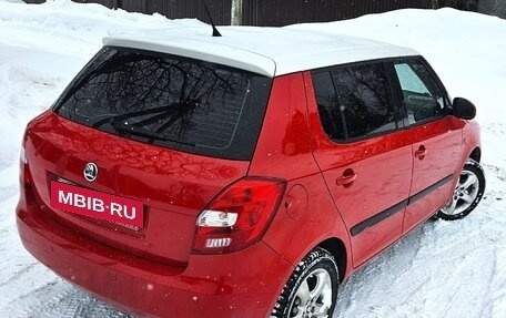 Skoda Fabia II, 2011 год, 830 000 рублей, 3 фотография