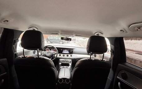 Mercedes-Benz E-Класс, 2017 год, 3 400 000 рублей, 13 фотография