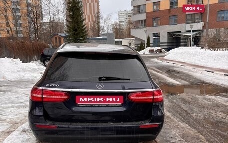 Mercedes-Benz E-Класс, 2017 год, 3 400 000 рублей, 6 фотография