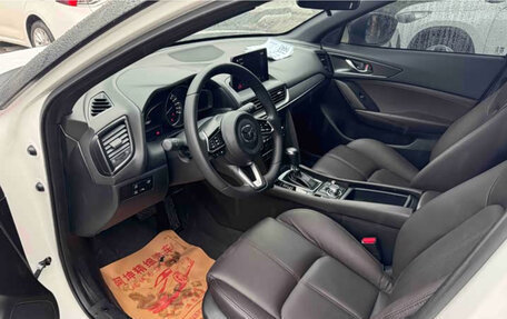 Mazda CX-4, 2022 год, 2 090 000 рублей, 7 фотография