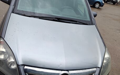 Opel Zafira B, 2005 год, 600 000 рублей, 13 фотография