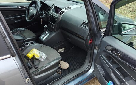 Opel Zafira B, 2005 год, 600 000 рублей, 5 фотография