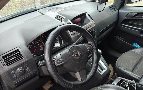 Opel Zafira B, 2005 год, 600 000 рублей, 18 фотография