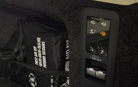 Land Rover Range Rover IV рестайлинг, 2025 год, 25 990 000 рублей, 34 фотография